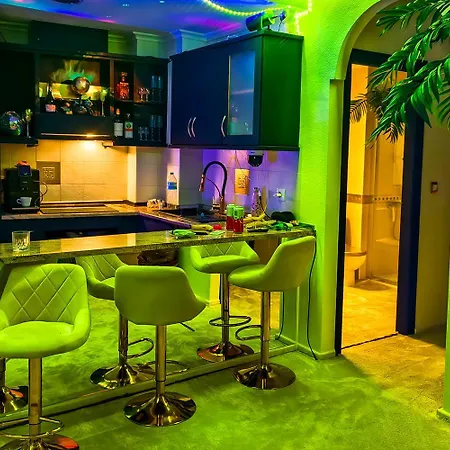 Penthouse - Private Rooftop - Solarium & Pool Apartment Cabo Roig