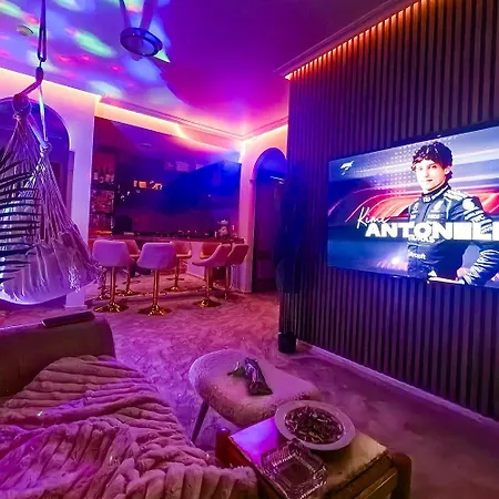 Penthouse - Private Rooftop - Solarium & Pool Apartamento Cap Roig (Cabo Roig)